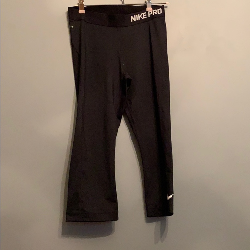 Nike Pro Dry-fit Crop Leggings